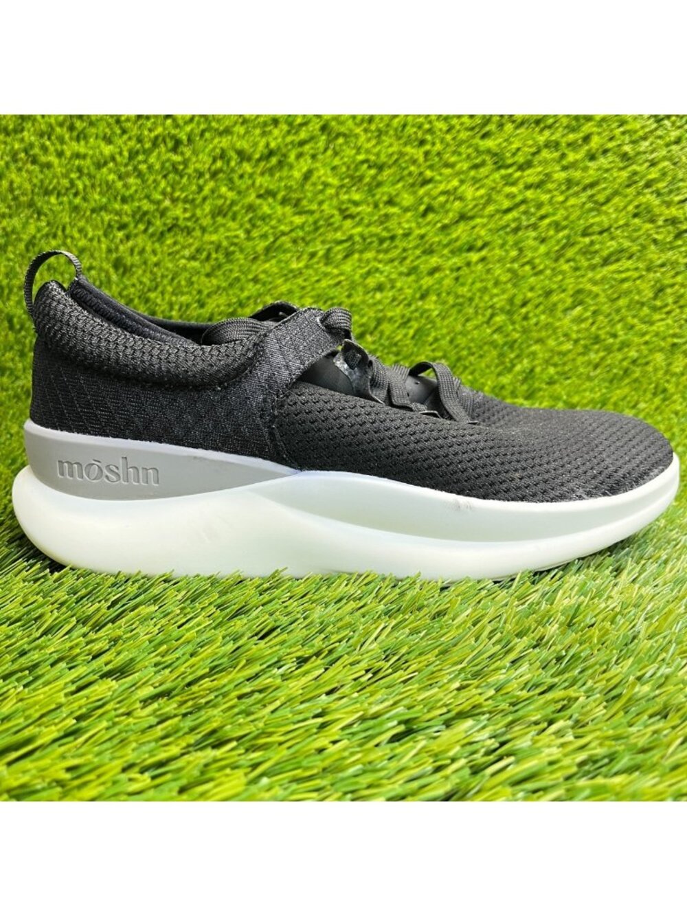 Moshn Rhythm Womens Size 9 Black White Athletic Running Knit Shoes Sneakers